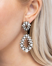 Load image into Gallery viewer, Dapper Debut - Brass