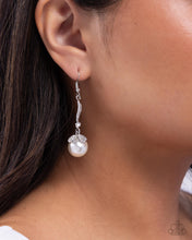 Load image into Gallery viewer, Royal Rarity - White
